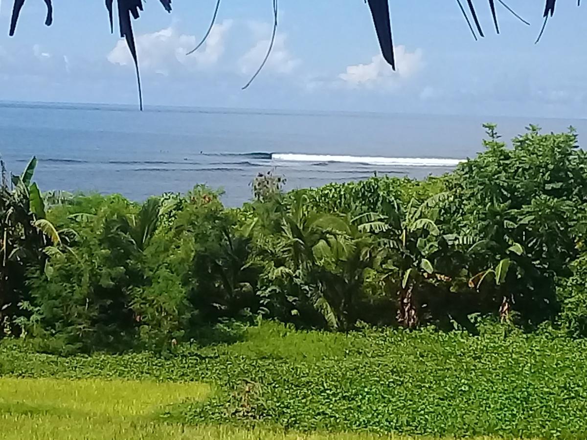 Josurfinn, Puraran Beach Baras  Exterior photo